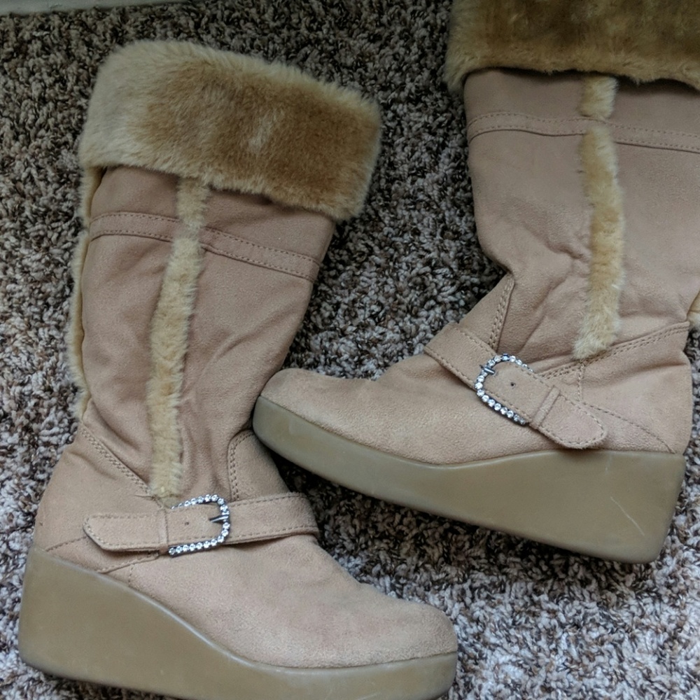 Boots - Picture 2 of 2